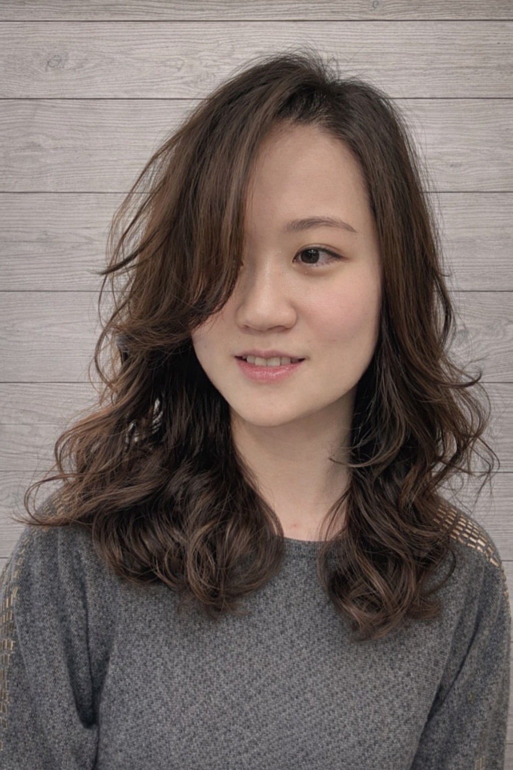 台北東區電棒燙髮・信義燙髮推薦｜莎莎老師空氣感燙髮作品